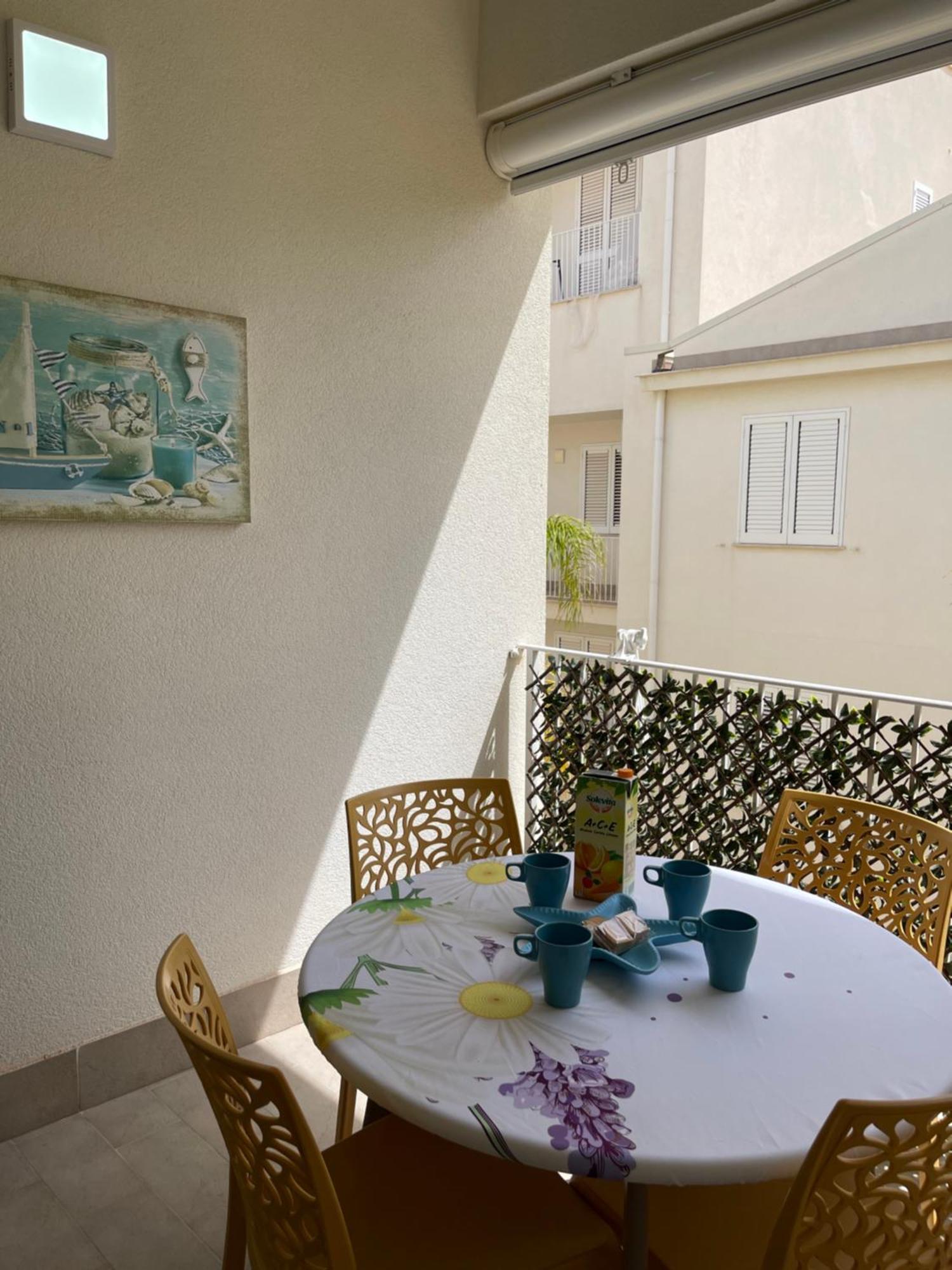 Casa Vacanza "Fortuna" Balestrate Exteriör bild